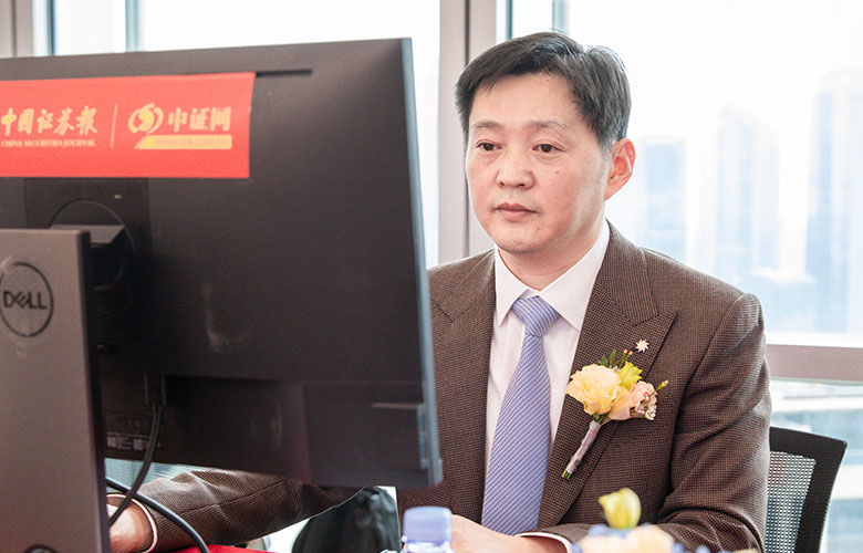 萬祥科技董事長、總經(jīng)理黃軍先生在交流會(huì)現(xiàn)場